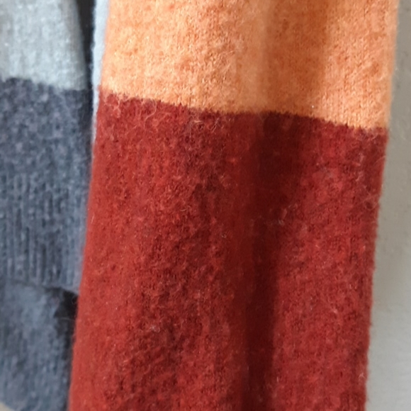 Madewell Wool Crofton Sweater in Heather Seasame - Picture 4 of 8